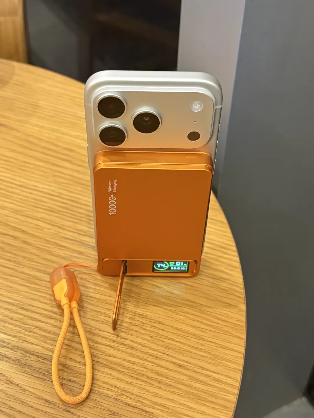 ���ڵĳ�籦�ǲ����㻨�� ��������˼���𣿣��� ����+����+֧�ܣ������������˻�·iPhone����ô����ֳ���ʵ�ã���ʷ��� ����