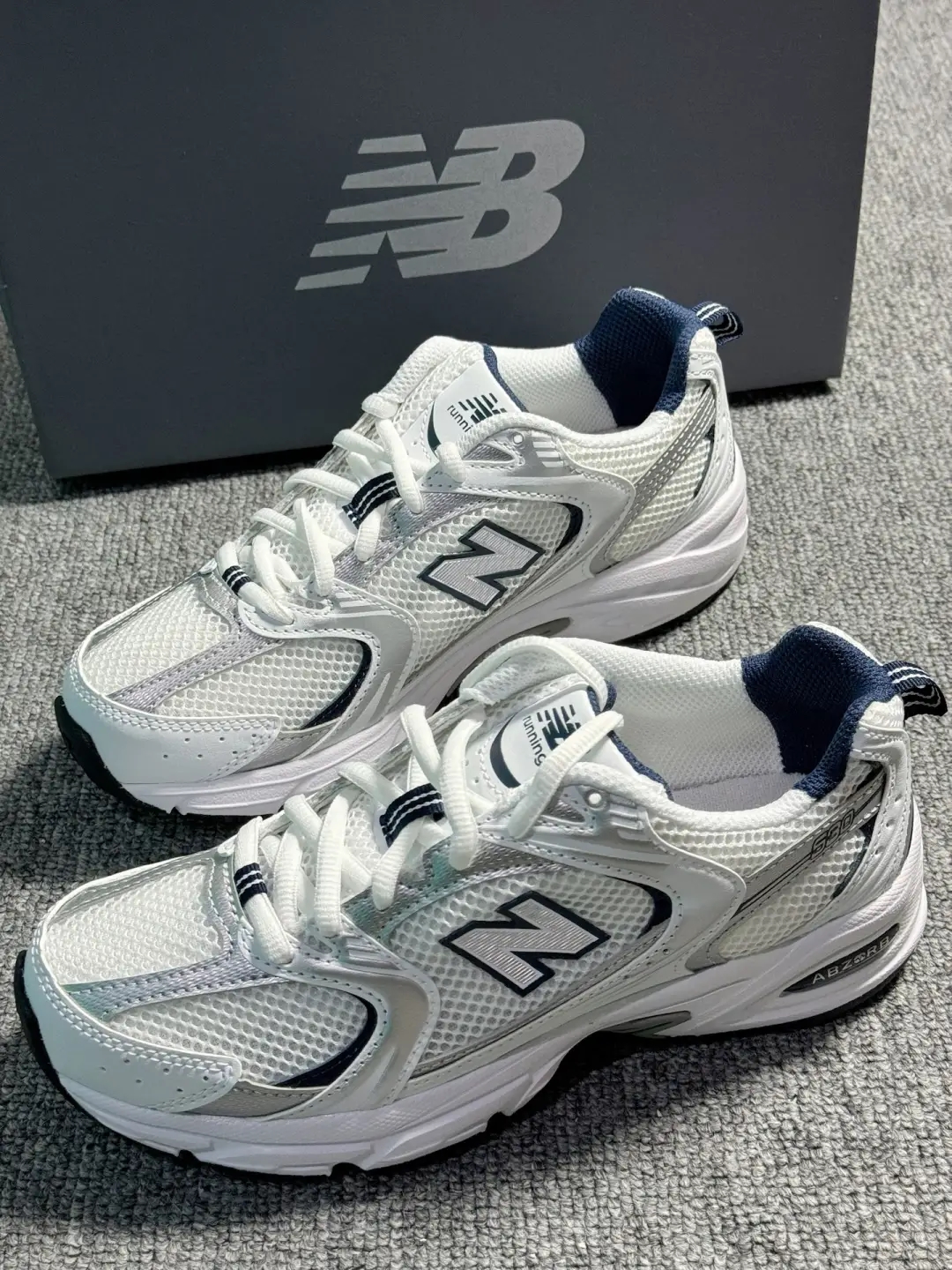 ƽ���ϵ�Ь�컨�壡��˫˭��˭�ÿ��� New Balance 530̫���ˣ� NEW BALANCE7-14���ͯY2K��