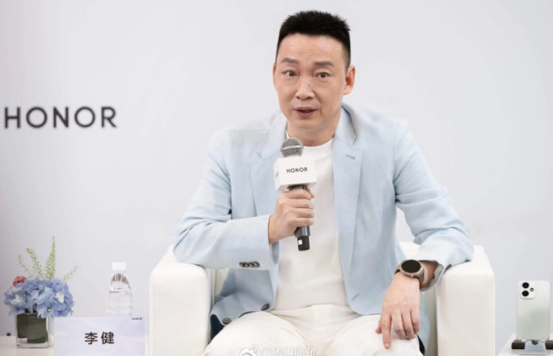 ��ҫCEO�ƴ洢�Ǽ�ȫ��ҵѹ������ ��ҫCEO��ʹ洢�Ǽ��������������Ӧ�ƣ����洢�Ǽ۵���ȫ��ҵѹ�����ܴ󣬵��������������кܶ�ս��