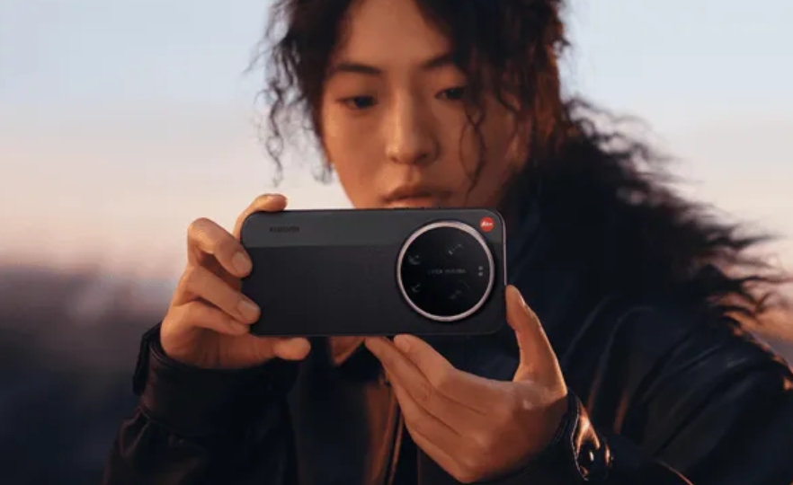 С��17 Ultra�⿨�汻�������2��Ԫ С�����������ˡ������˵ĵ�һ̨�⿨����С��17 Ultra�⿨��ٷ����۽���7999Ԫ����Ϊ��