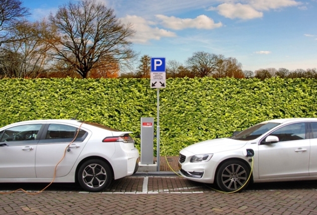 ε�����Ƴ���������˺� ε��������ʼ���������ڹ������ϱ�ʾ��Ƶ��ʹ�ó���似���Զ�����صĳ�Զ������ʵ����Ǳ���𺦡�����